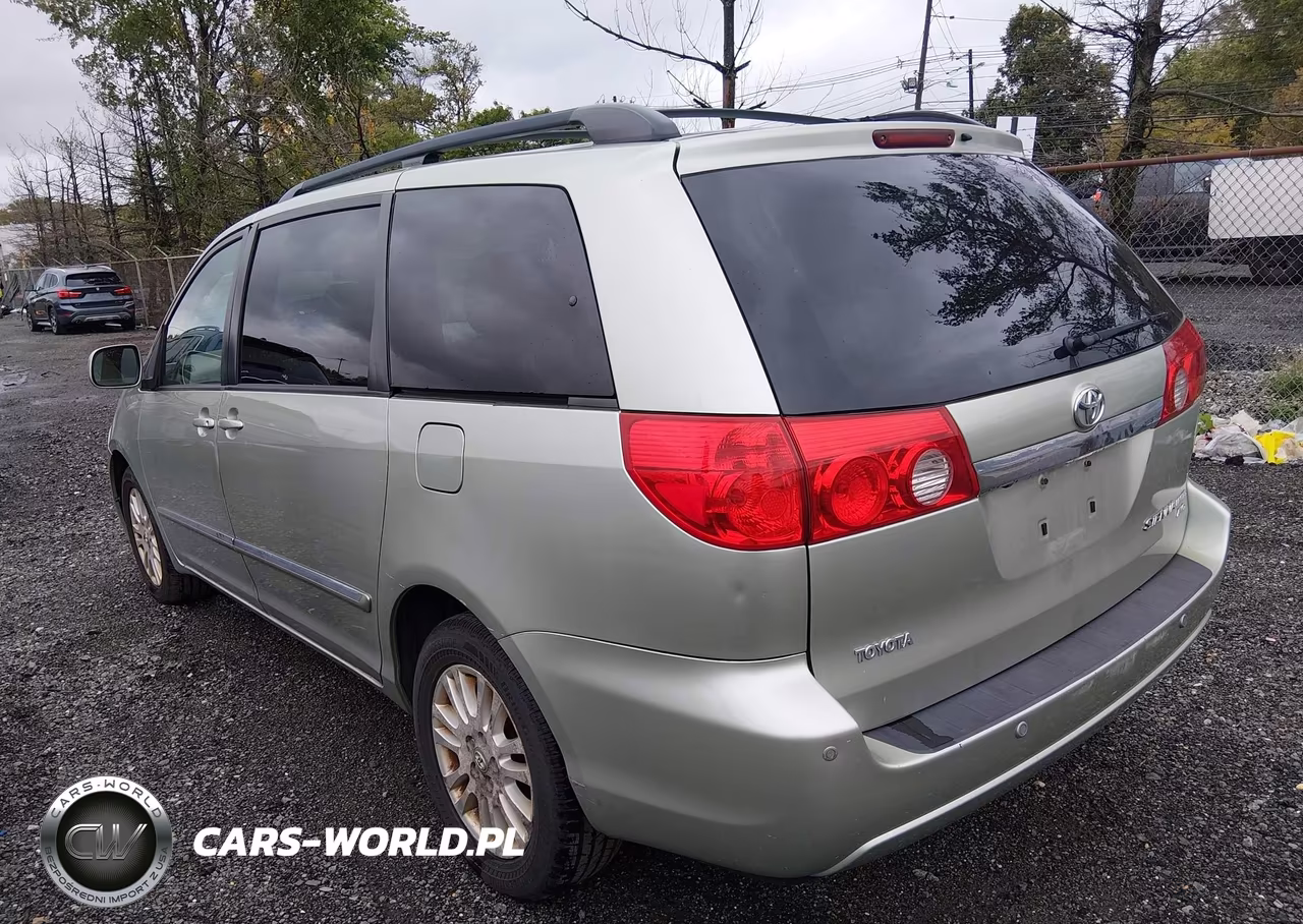 2010 Toyota Sienna Limited VIN:5TDDK4CC6AS032586 - 3