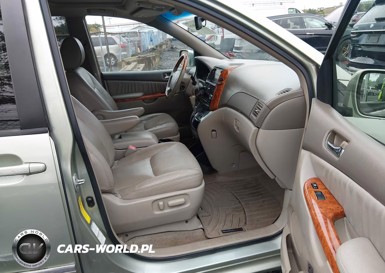 2010 Toyota Sienna Limited VIN:5TDDK4CC6AS032586 - 5