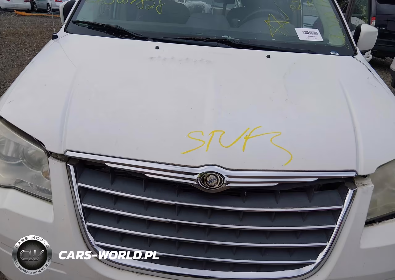 2010 Chrysler Town & Country Touring VIN:2A4RR5D1XAR285501 - 10