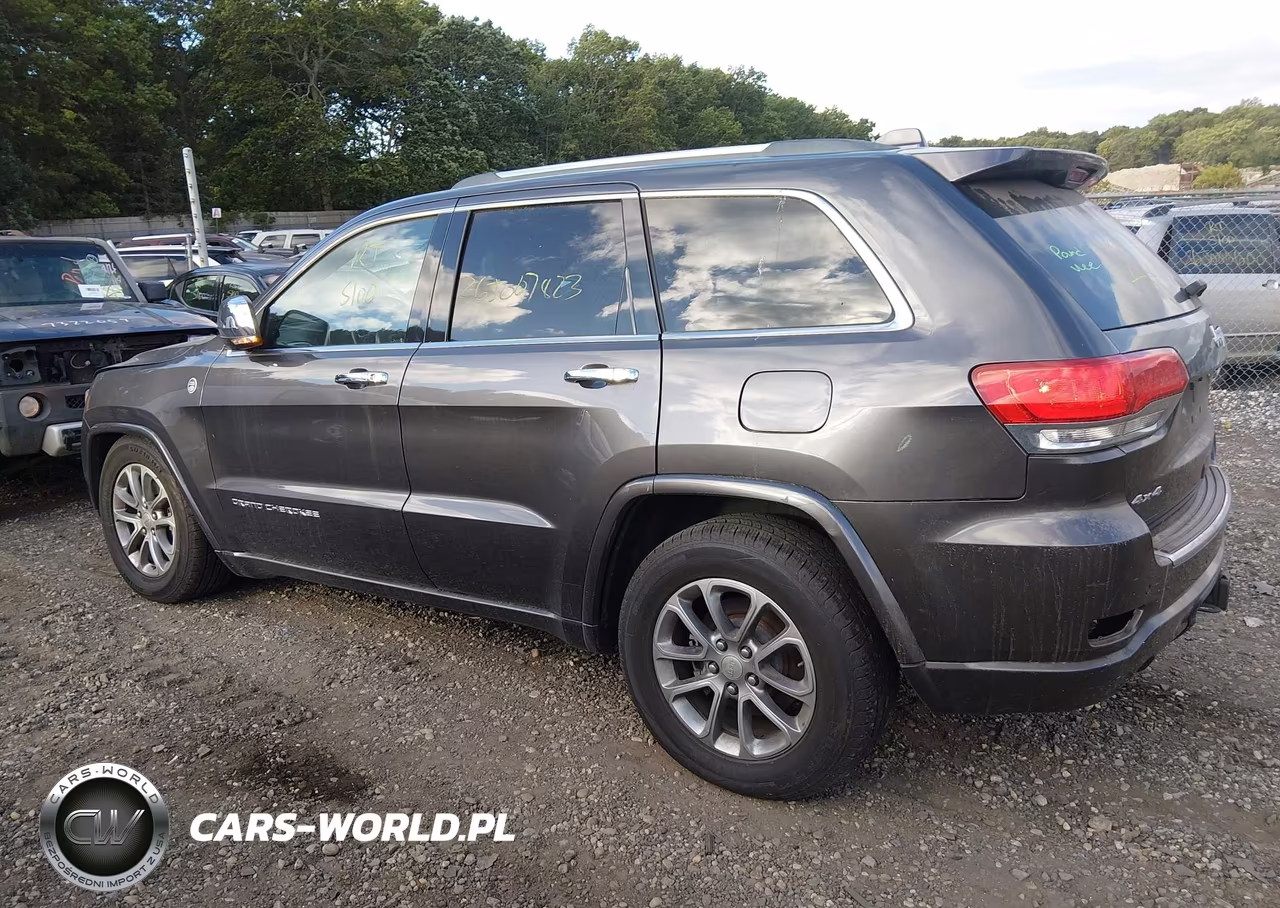 2015 Jeep Grand Cherokee Overland VIN:1C4RJFCG0FC673085 - 13