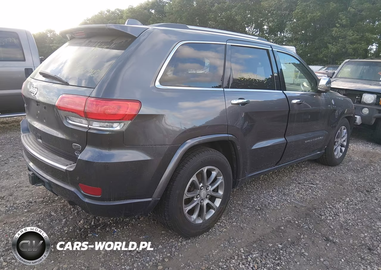 2015 Jeep Grand Cherokee Overland VIN:1C4RJFCG0FC673085 - 4