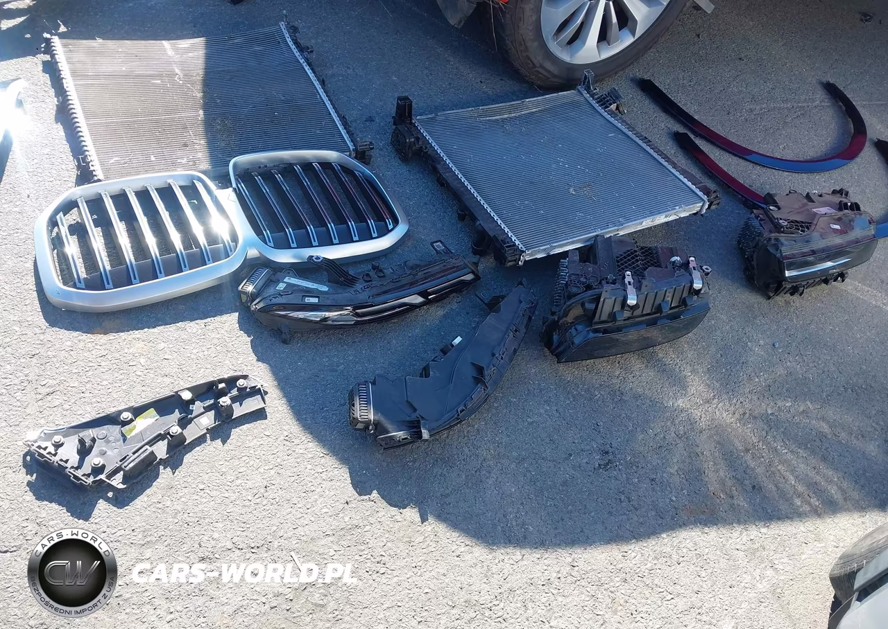 2023 BMW X7 xDrive40I VIN:5UX23EM0XP9R60177 - 12