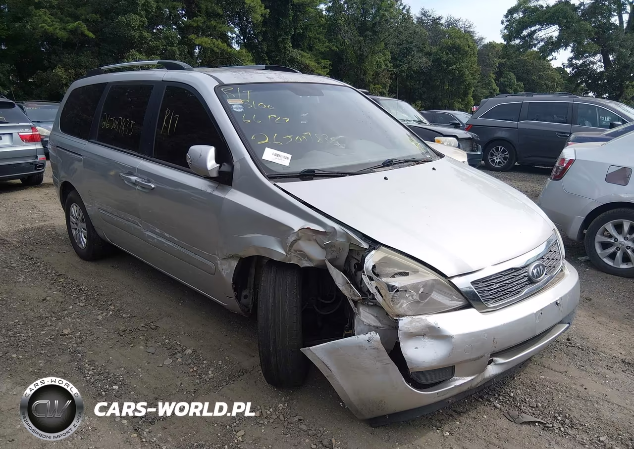 2012 Kia Sedona Lx
