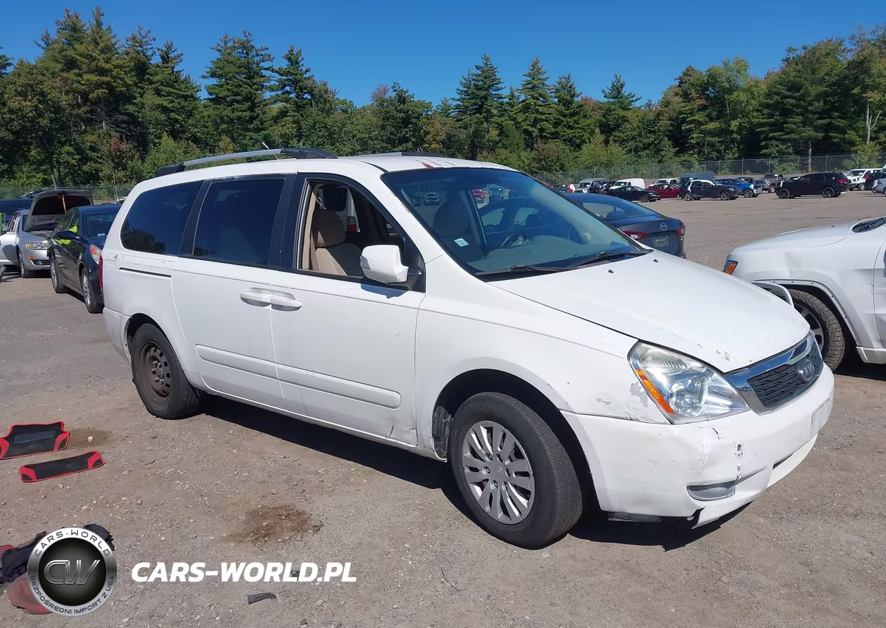 2011 Kia Sedona Lx