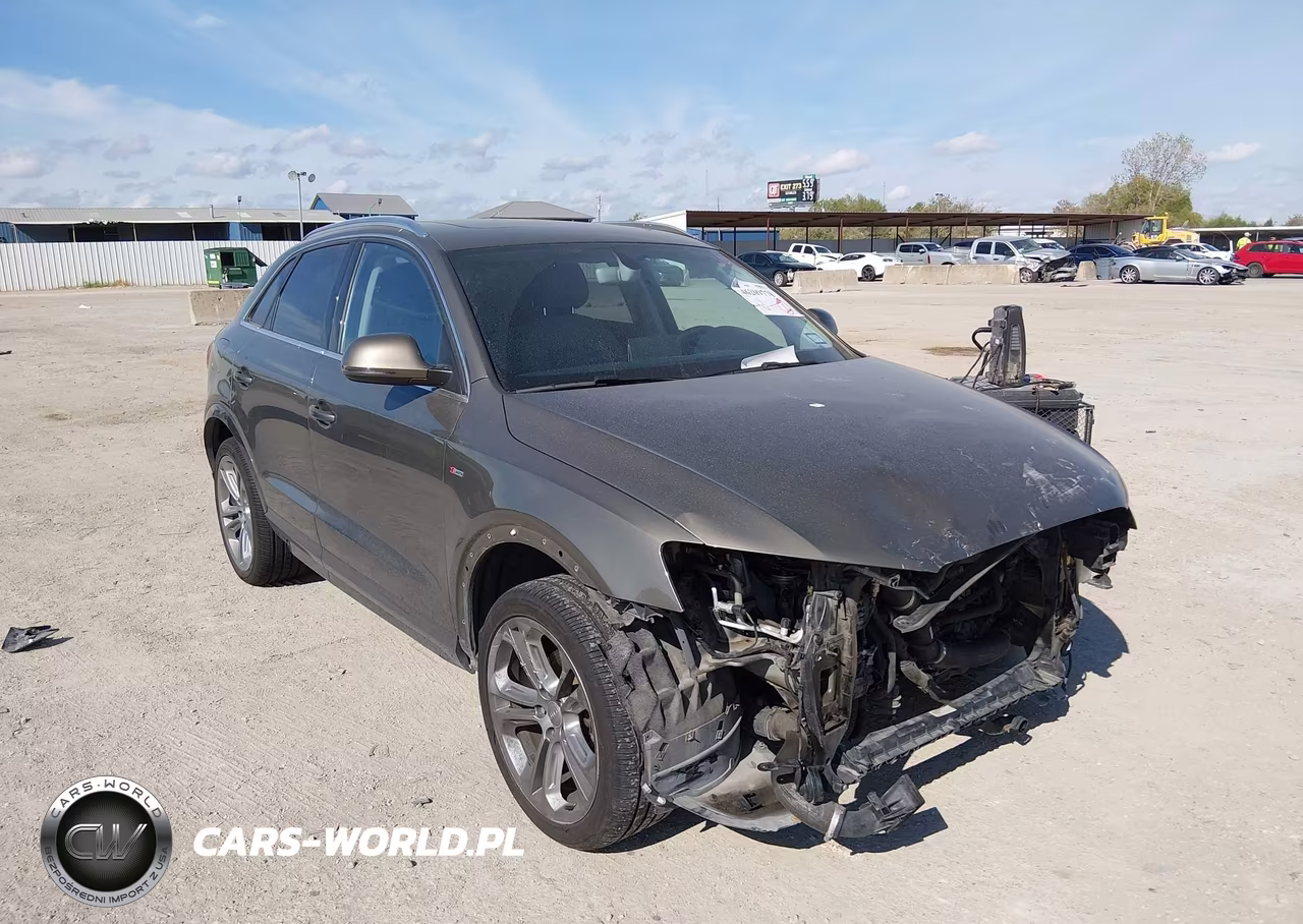 2016 Audi Q3 2.0T Premium Plus VIN:WA1GFCFS2GR007748 - 1