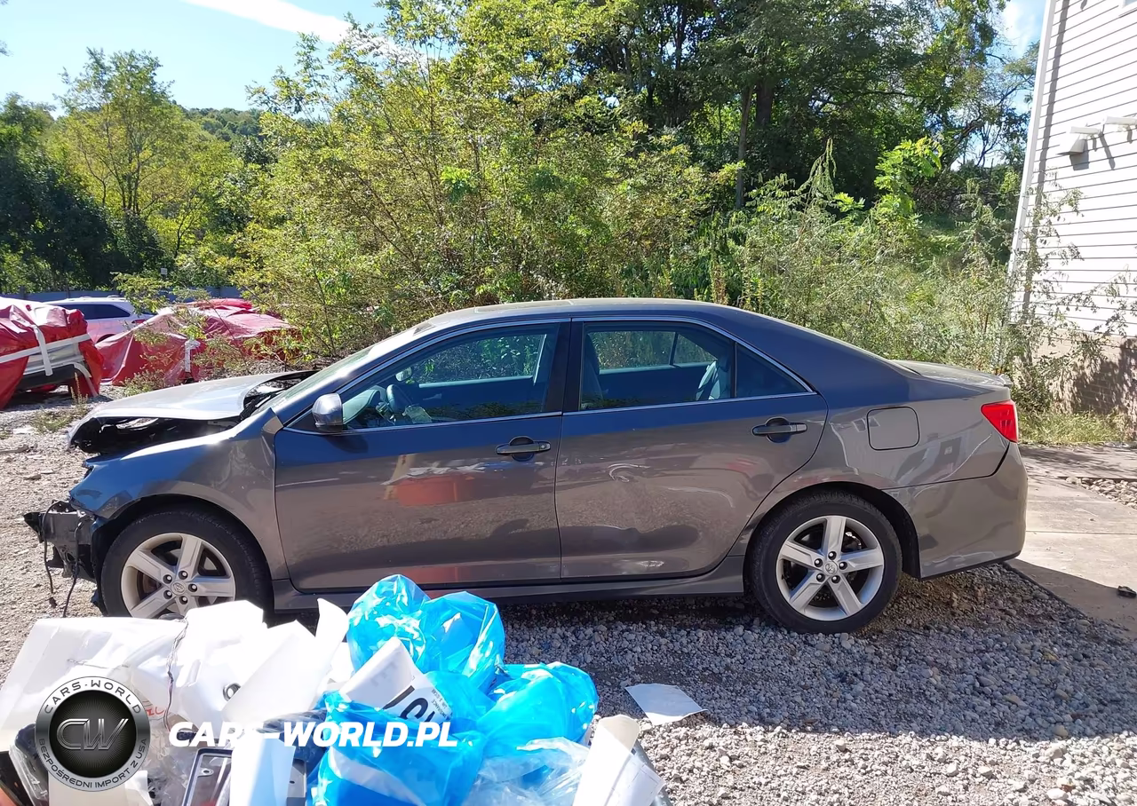 2013 Toyota Camry Se VIN:4T1BF1FK3DU699706 - 14