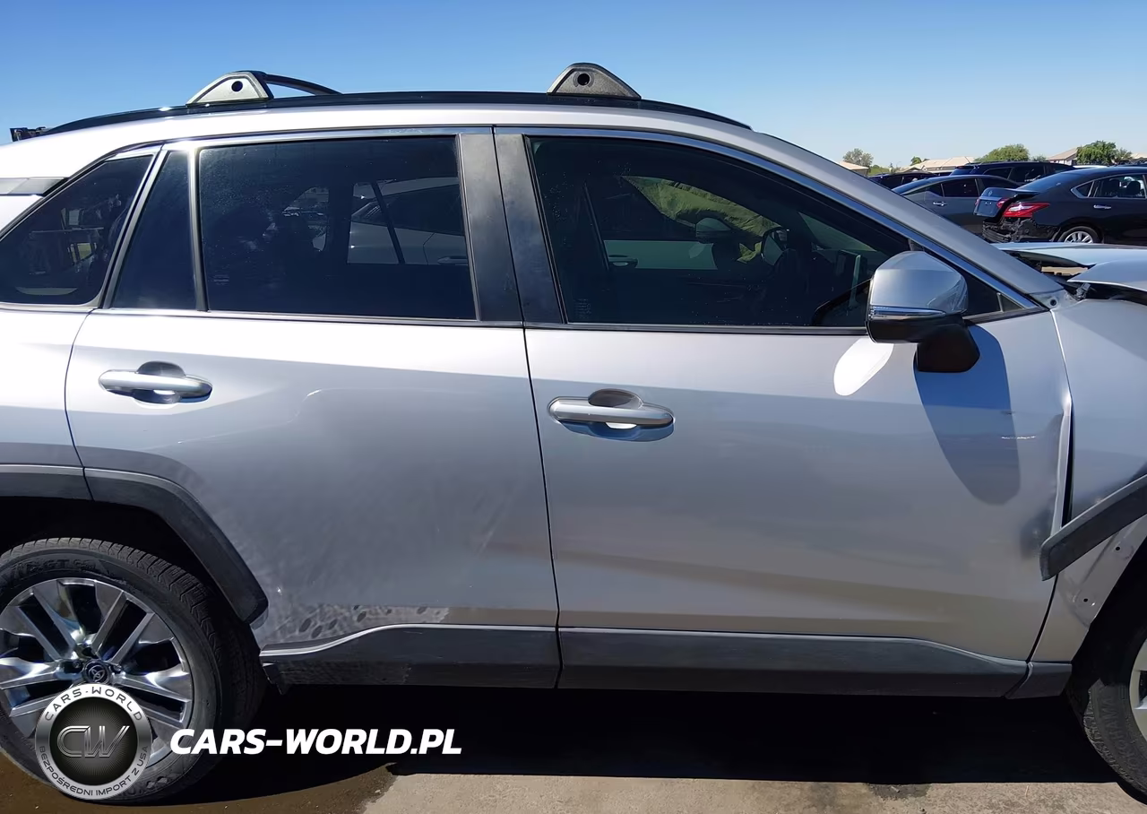 2023 Toyota Rav4 Xle Premium VIN:JTMA1RFV2PD093745 - 13