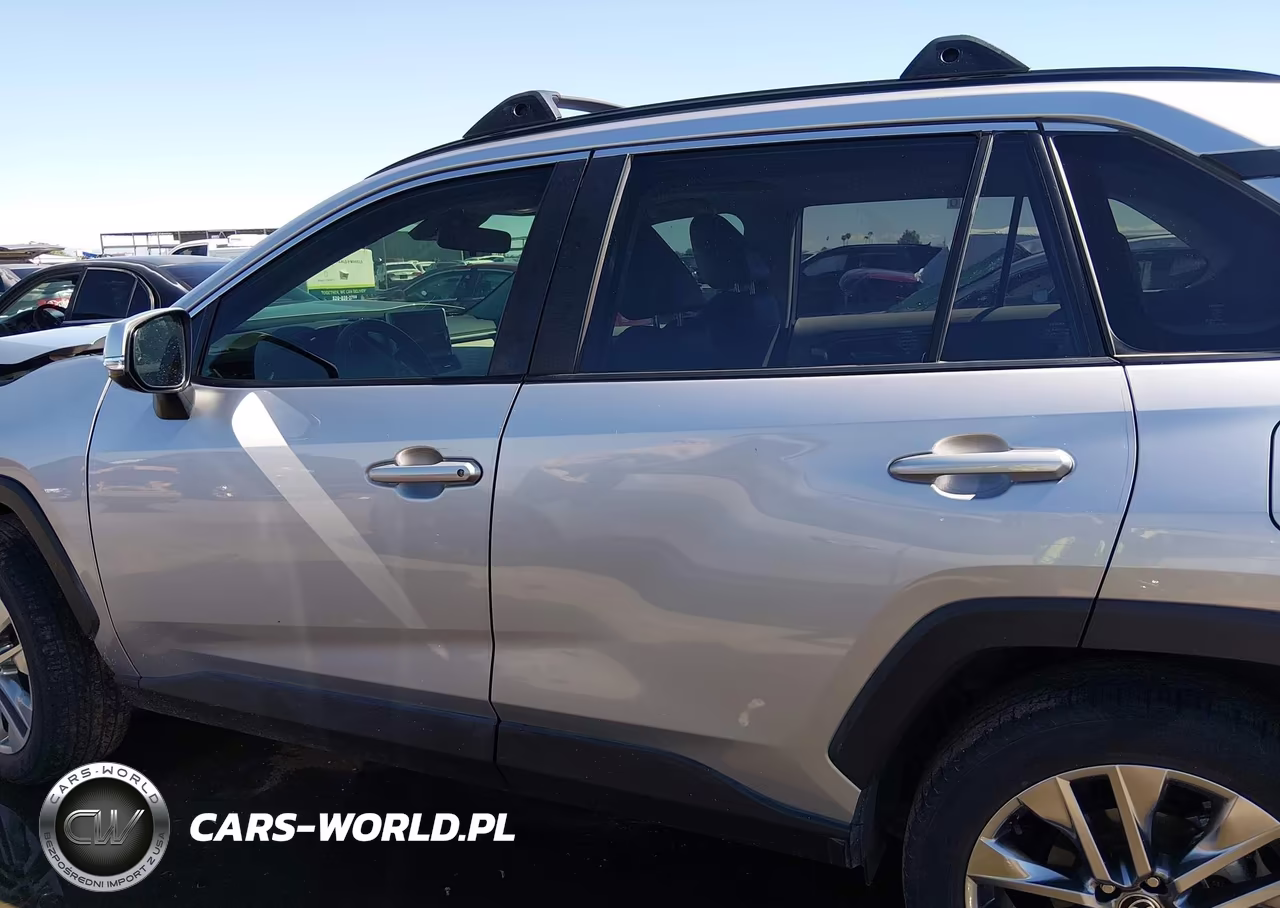 2023 Toyota Rav4 Xle Premium VIN:JTMA1RFV2PD093745 - 14
