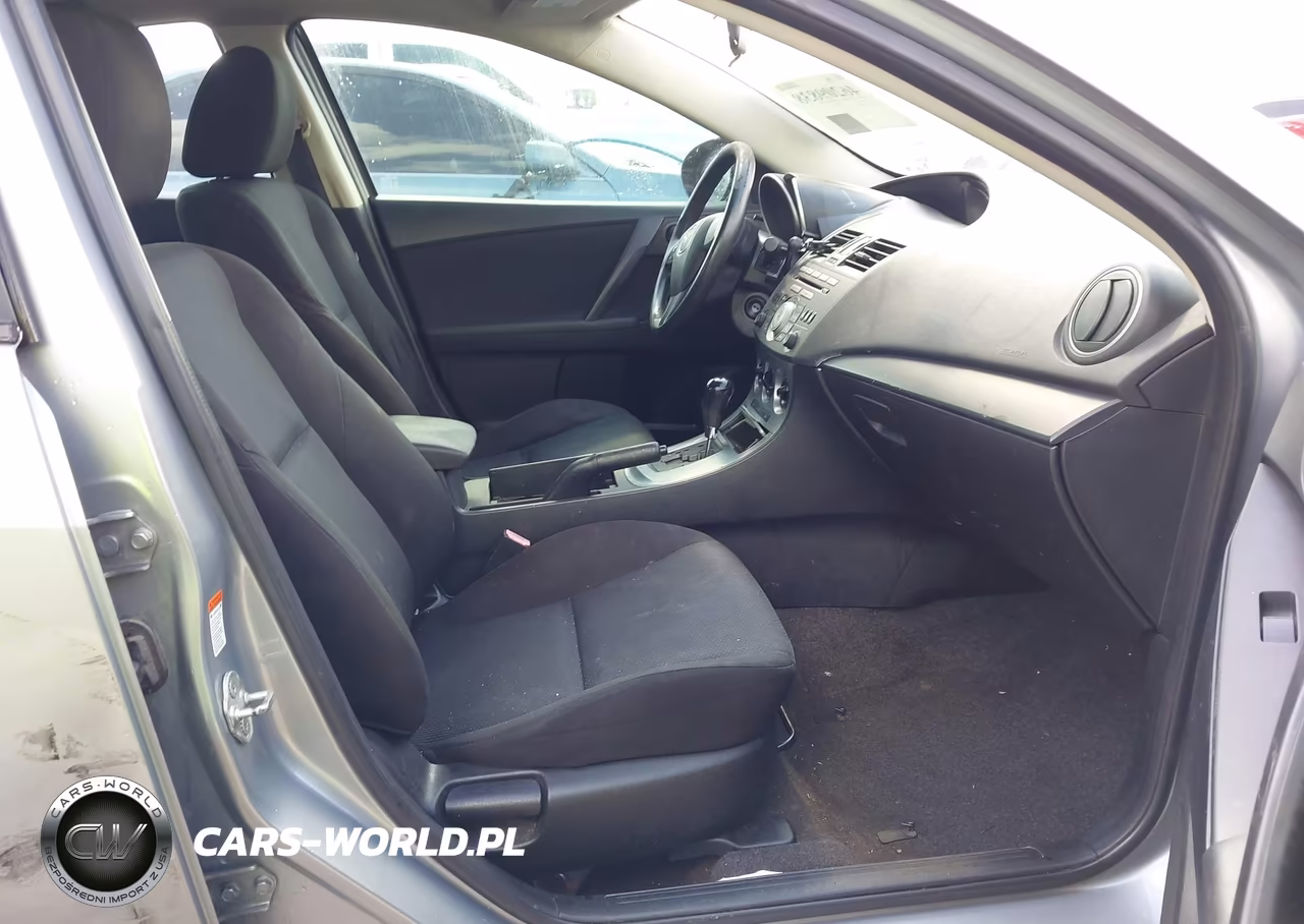 2011 Mazda Mazda3 I Sport VIN:JM1BL1UFXB1468612 - 5