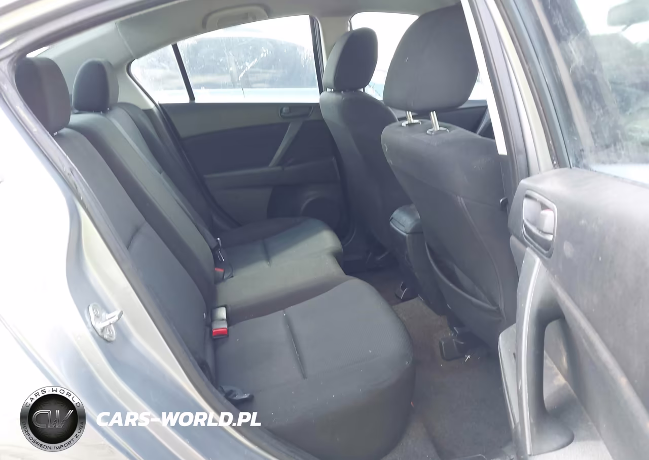 2011 Mazda Mazda3 I Sport VIN:JM1BL1UFXB1468612 - 8