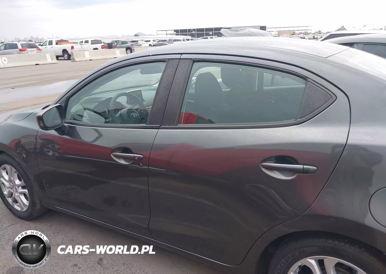 2018 Toyota Yaris Ia VIN:3MYDLBYV1JY303835 - 14