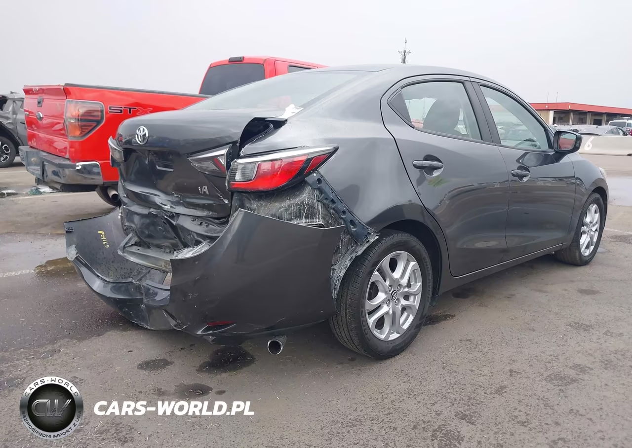 2018 Toyota Yaris Ia VIN:3MYDLBYV1JY303835 - 4