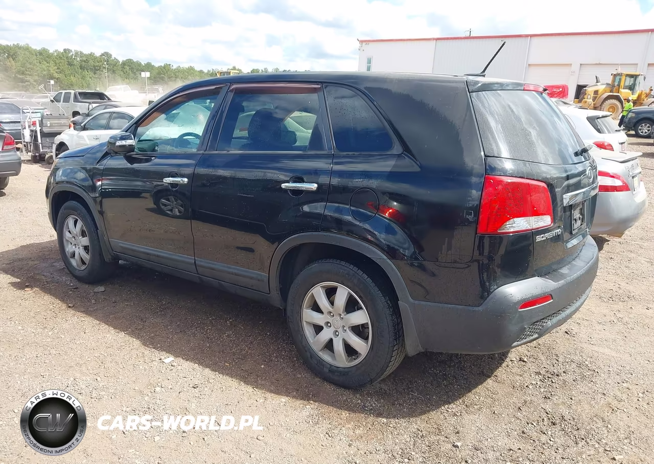 2012 Kia Sorento Lx VIN:5XYKT3A17CG228794 - 3