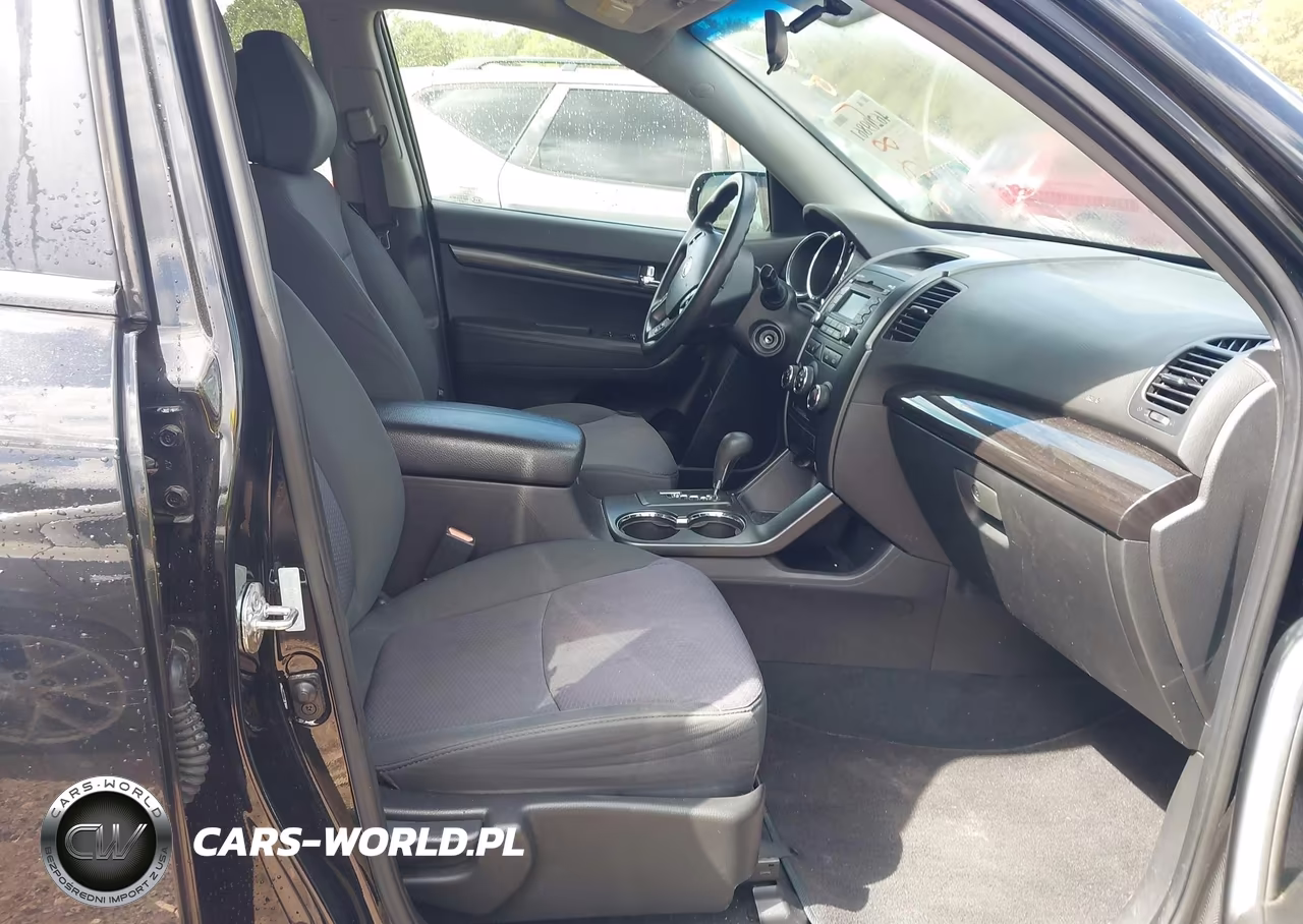 2012 Kia Sorento Lx VIN:5XYKT3A17CG228794 - 5