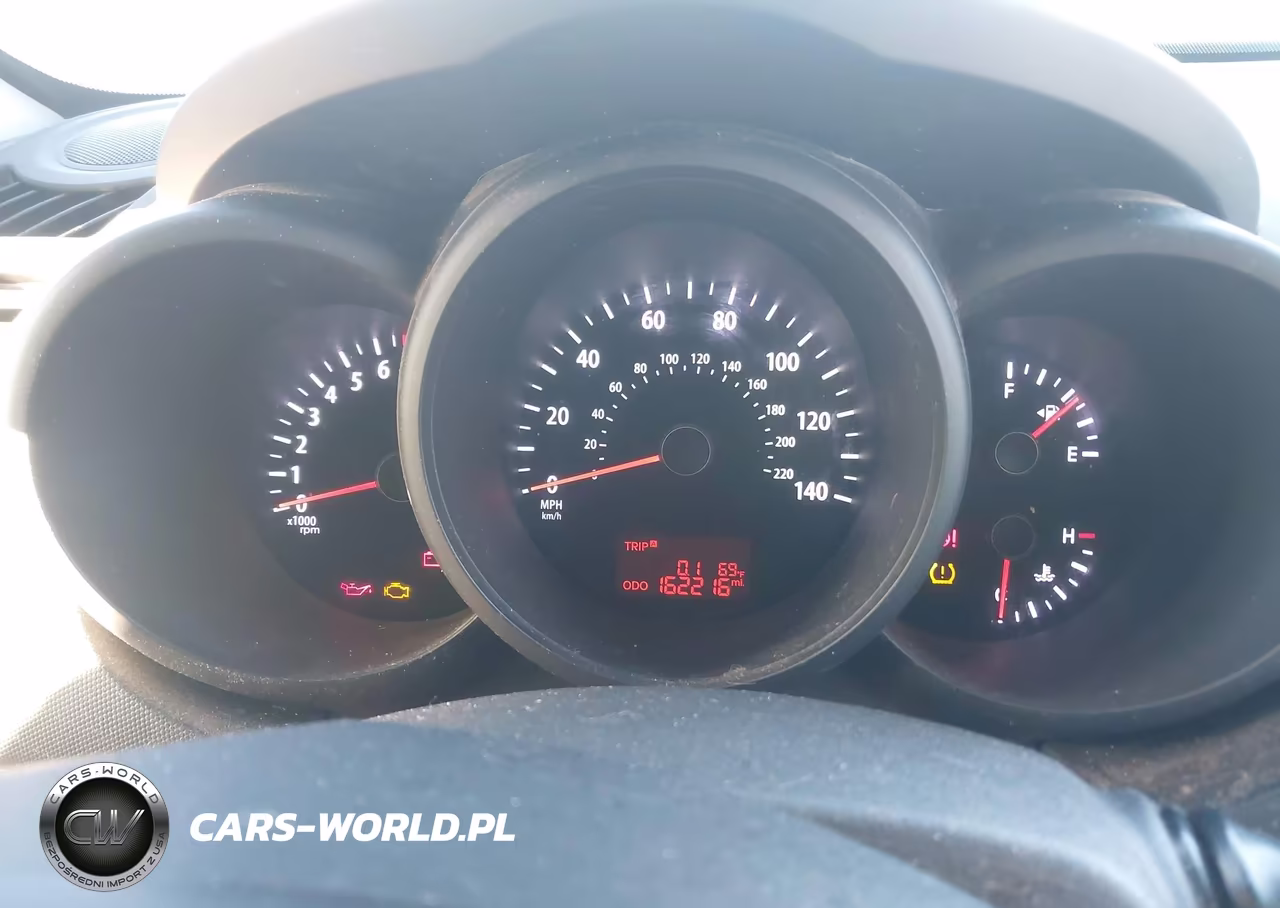 2013 Kia Soul VIN:KNDJT2A54D7576561 - 7
