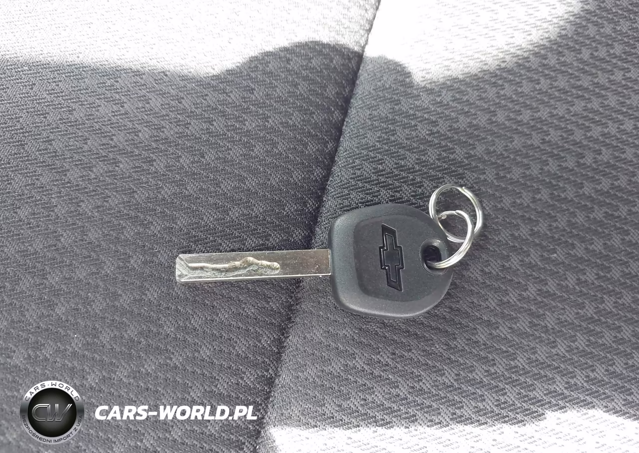 2021 Chevrolet Silverado 1500 VIN:1GCPWBEK7MZ117028 - 10