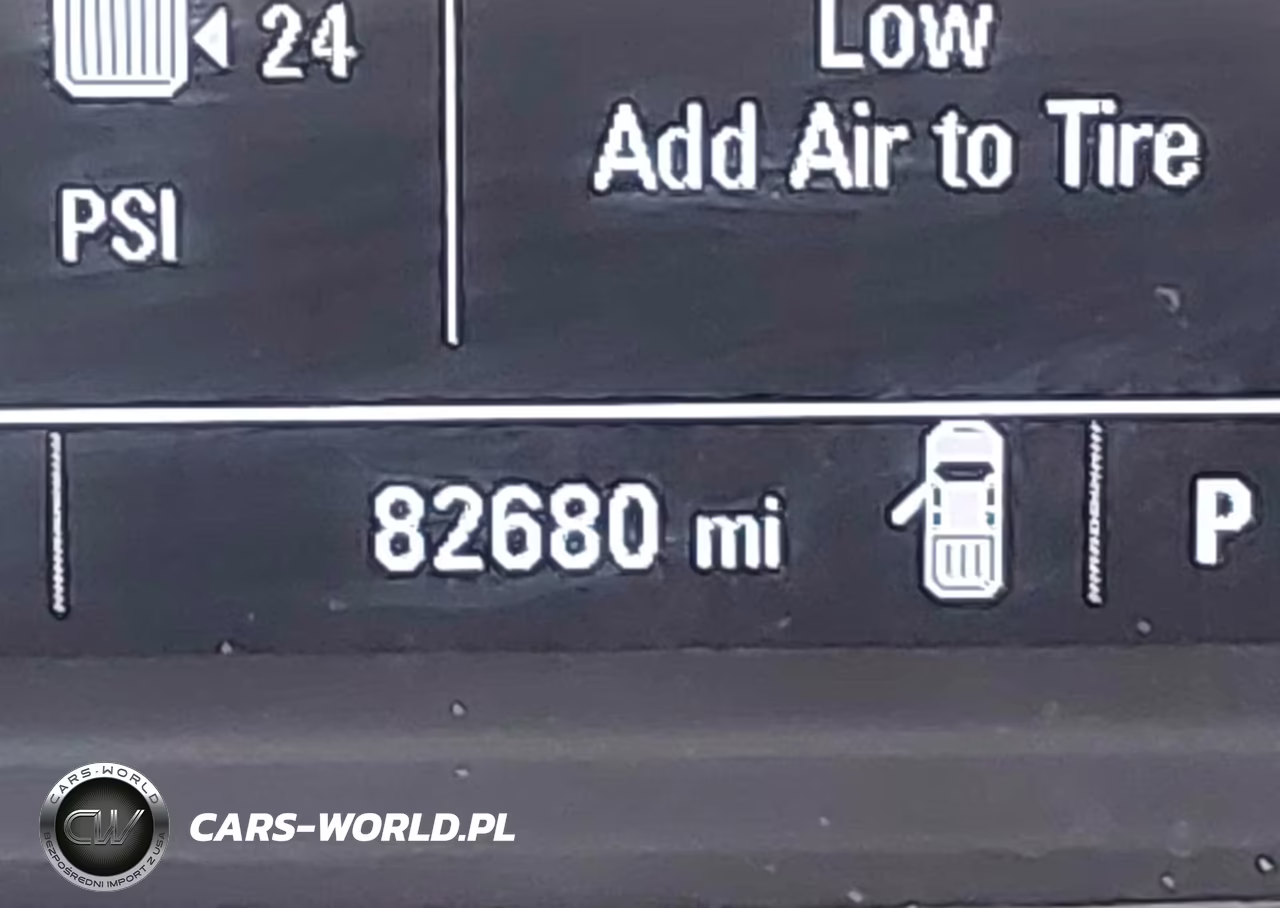2021 Chevrolet Silverado 1500 VIN:1GCPWBEK7MZ117028 - 14