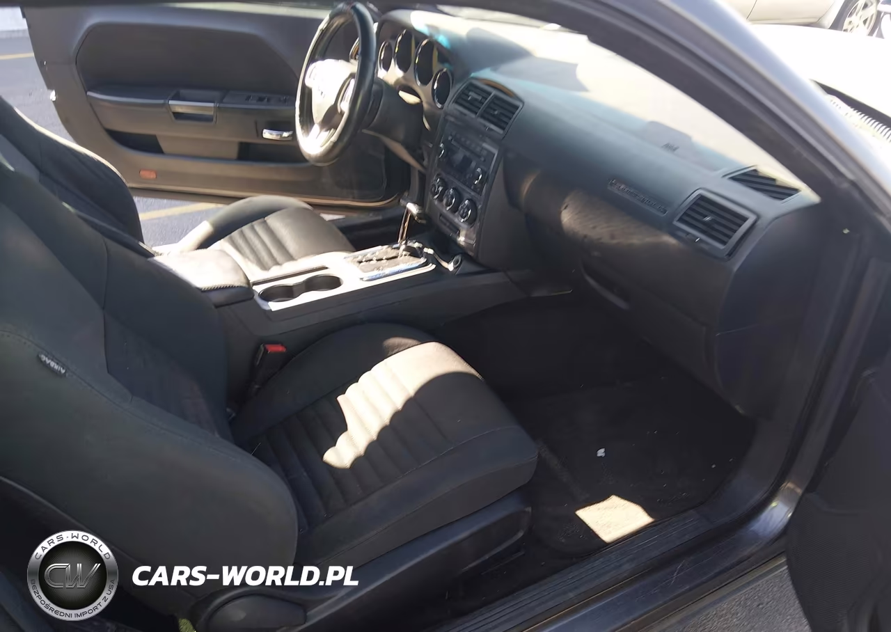 2013 Dodge Challenger Sxt VIN:2C3CDYAG2DH704492 - 5