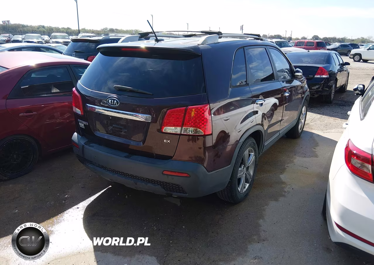 2012 Kia Sorento Ex VIN:5XYKU3A60CG278283 - 4