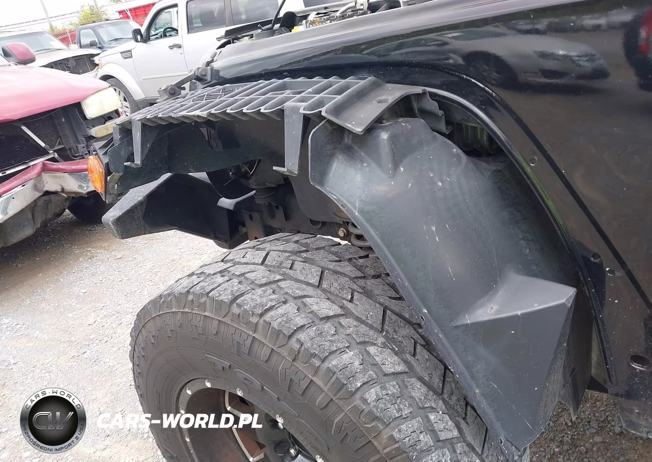 2015 Jeep Wrangler Unlimited Freedom Edition VIN:1C4BJWDG1FL560830 - 18