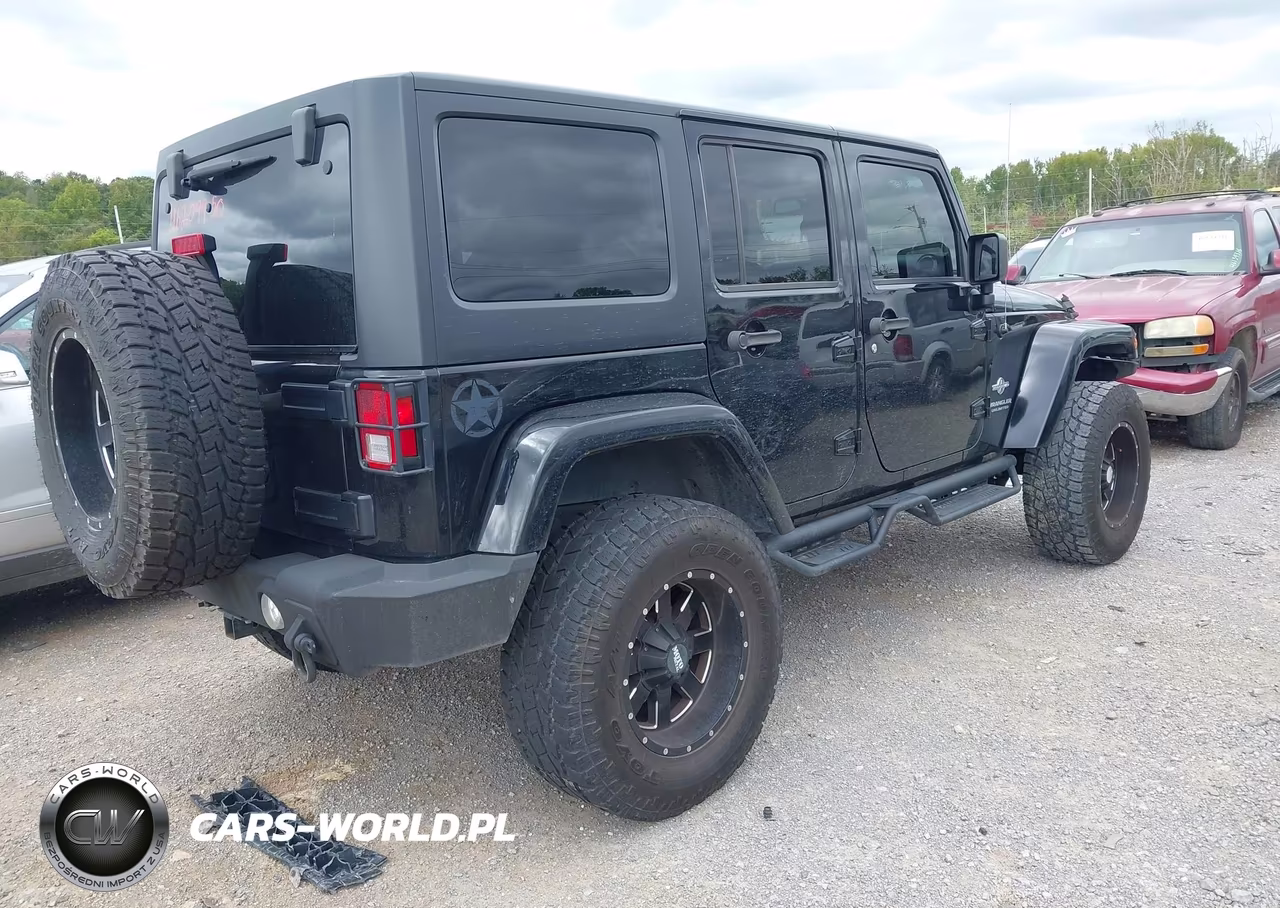 2015 Jeep Wrangler Unlimited Freedom Edition VIN:1C4BJWDG1FL560830 - 4
