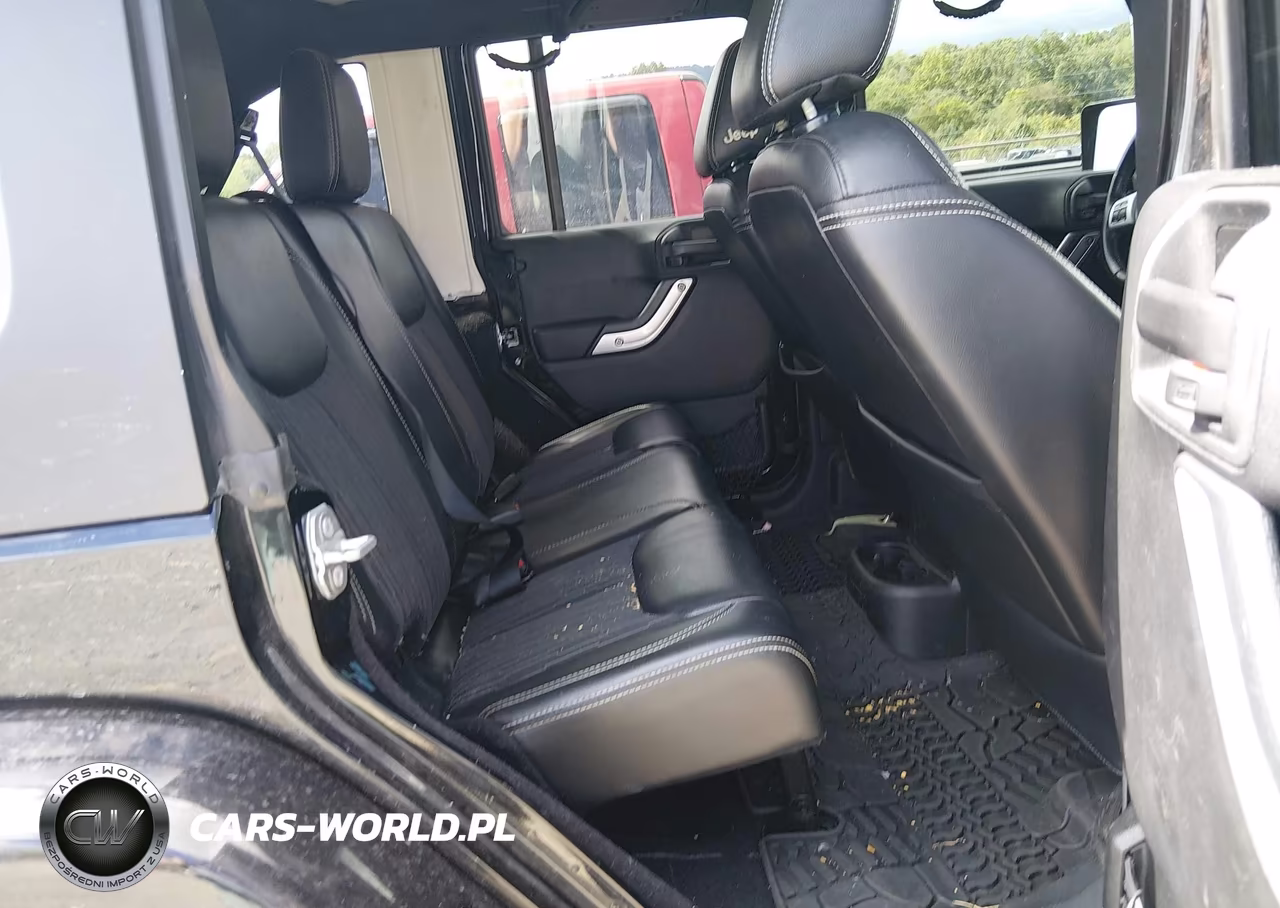 2015 Jeep Wrangler Unlimited Freedom Edition VIN:1C4BJWDG1FL560830 - 8