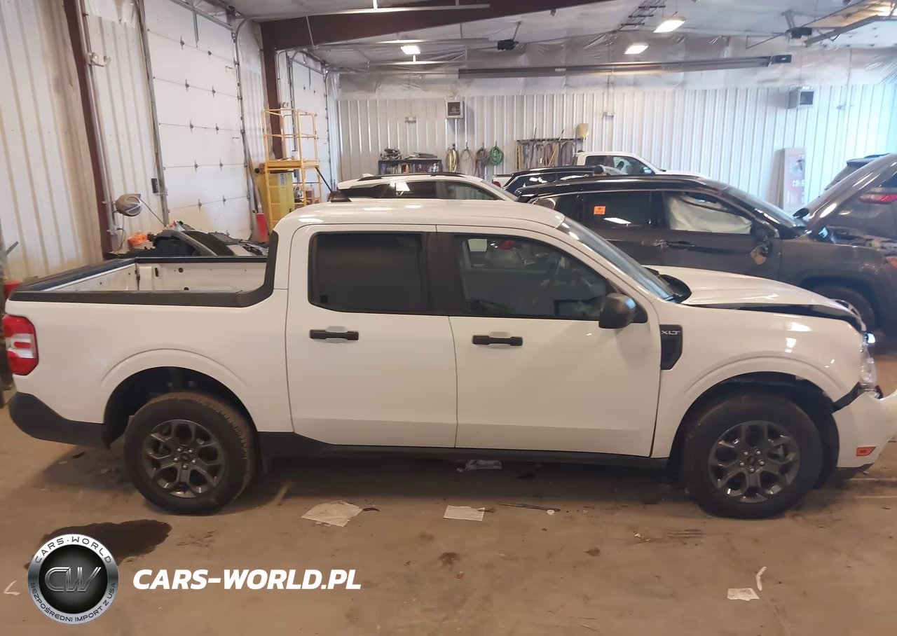 2024 Ford Maverick Xlt VIN:3FTTW8H37RRB66294 - 13