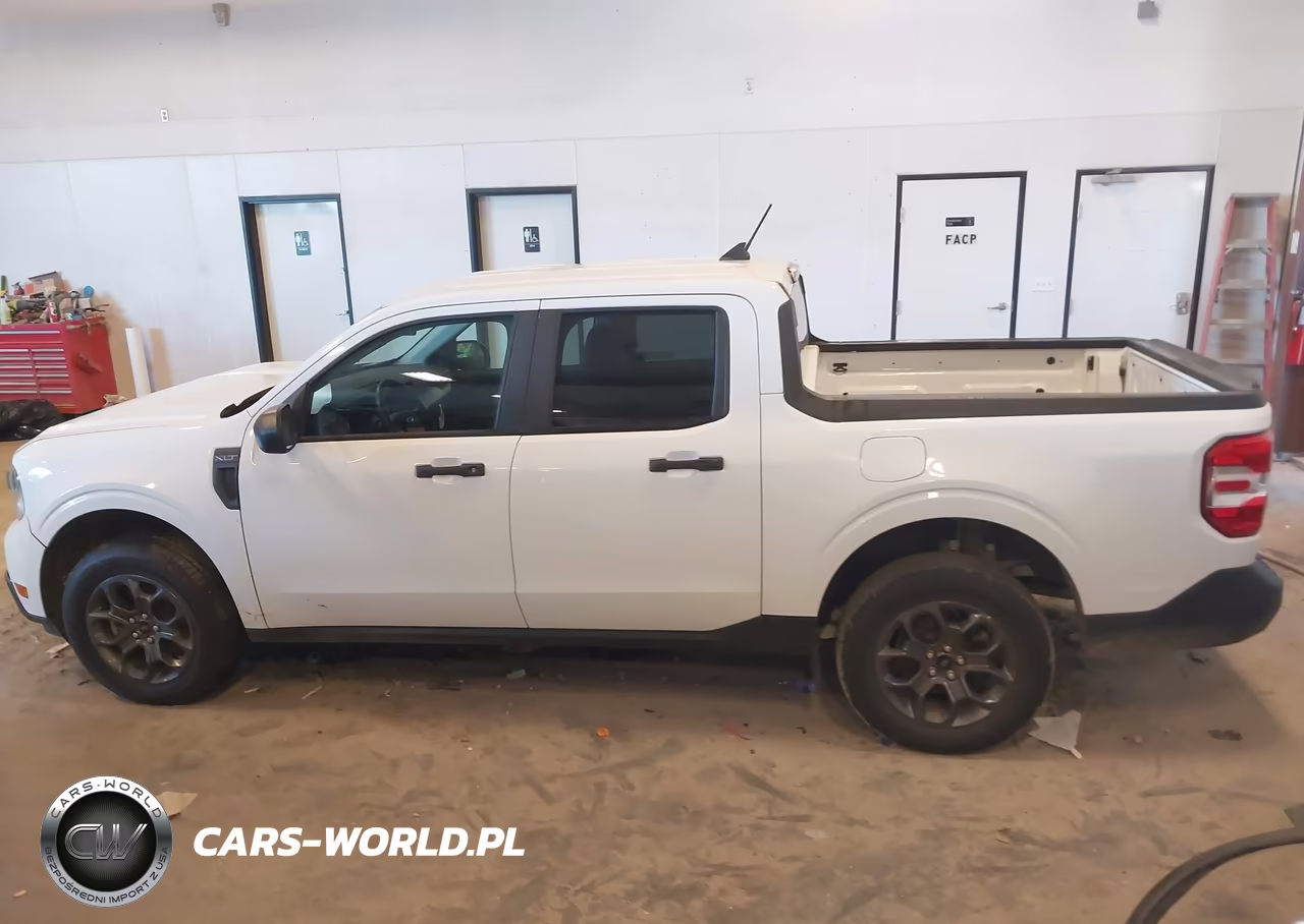 2024 Ford Maverick Xlt VIN:3FTTW8H37RRB66294 - 14