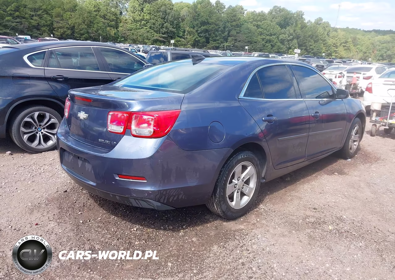 2015 Chevrolet Malibu Ls VIN:1G11B5SL0FF245575 - 4