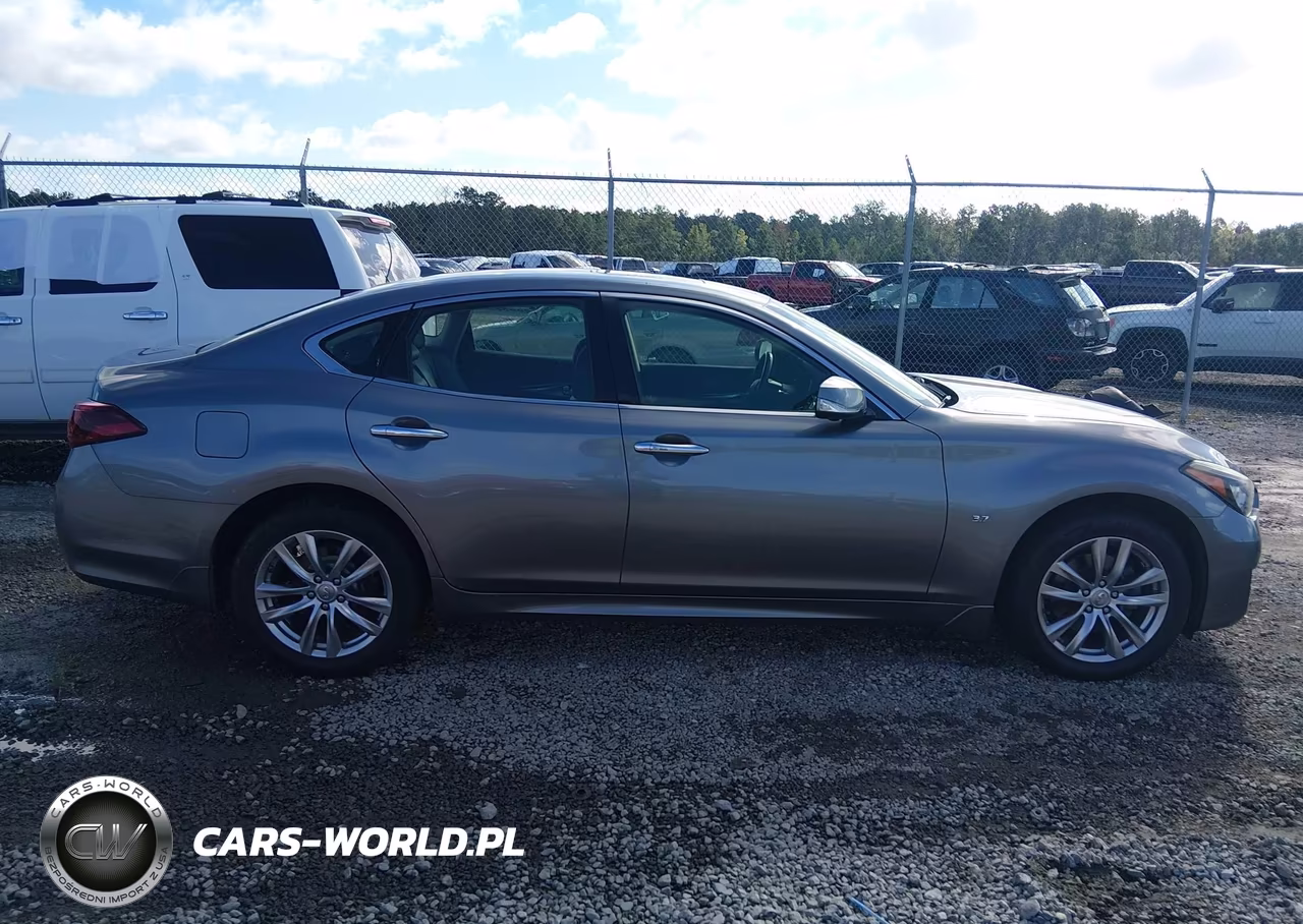 2015 Infiniti Q70 3.7X VIN:JN1BY1AR2FM561440 - 13