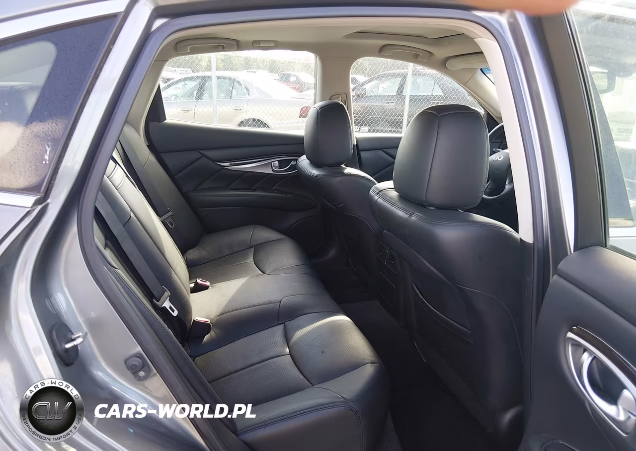 2015 Infiniti Q70 3.7X VIN:JN1BY1AR2FM561440 - 8