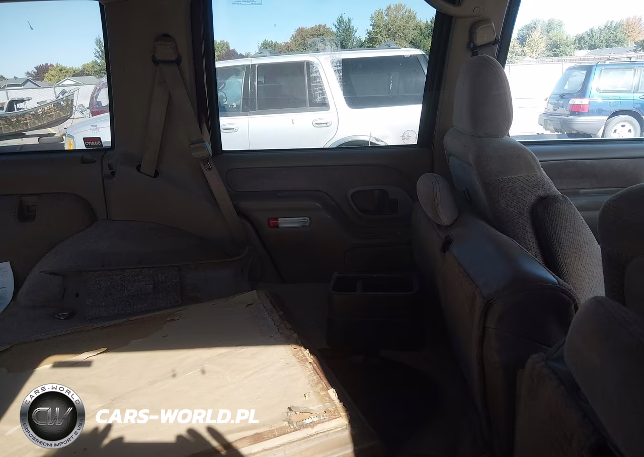 1995 Chevrolet Tahoe K1500 VIN:1GNEK13K7SJ372569 - 8