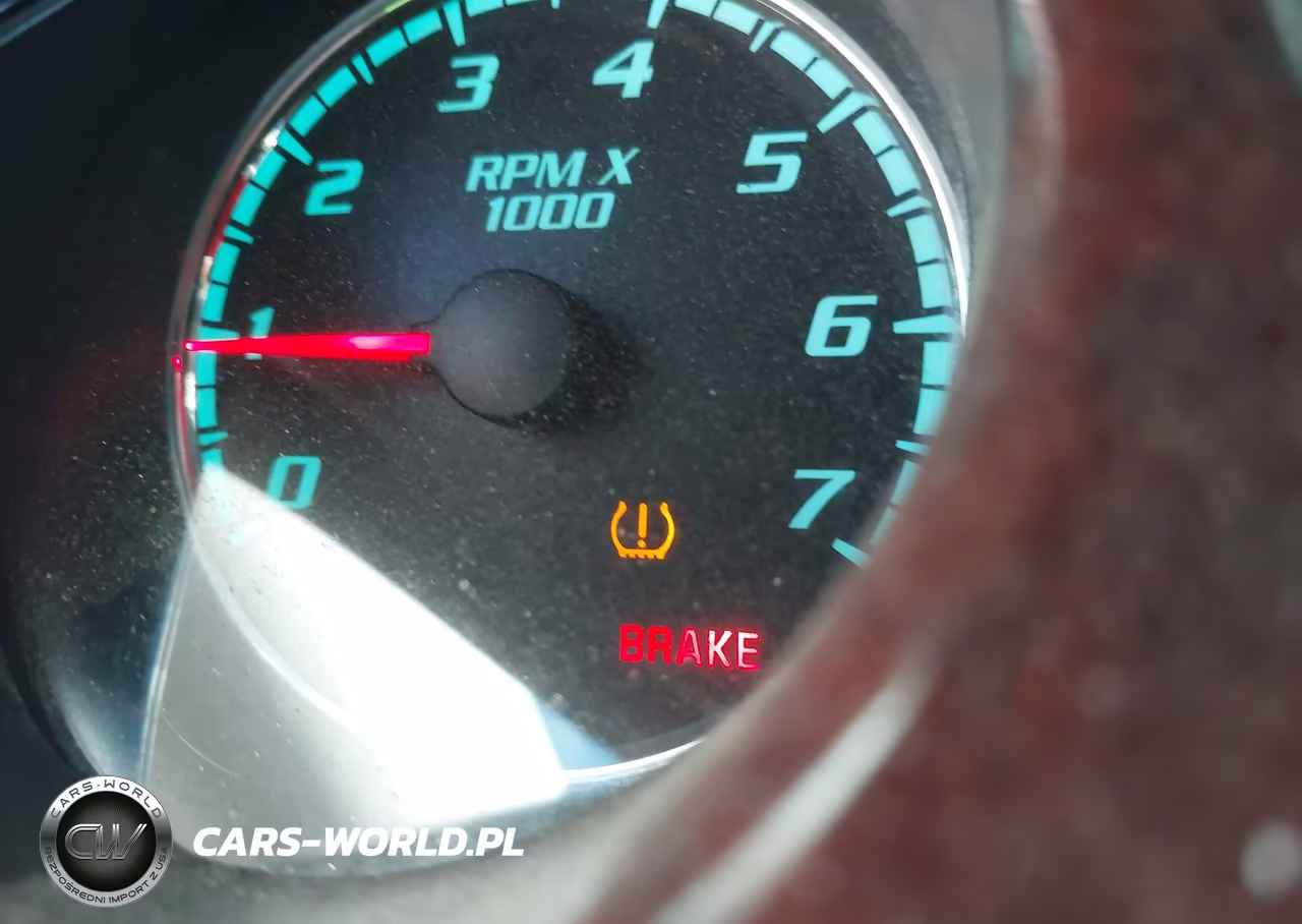 2010 Buick Lucerne Cxl VIN:1G4HC5EM6AU116523 - 12