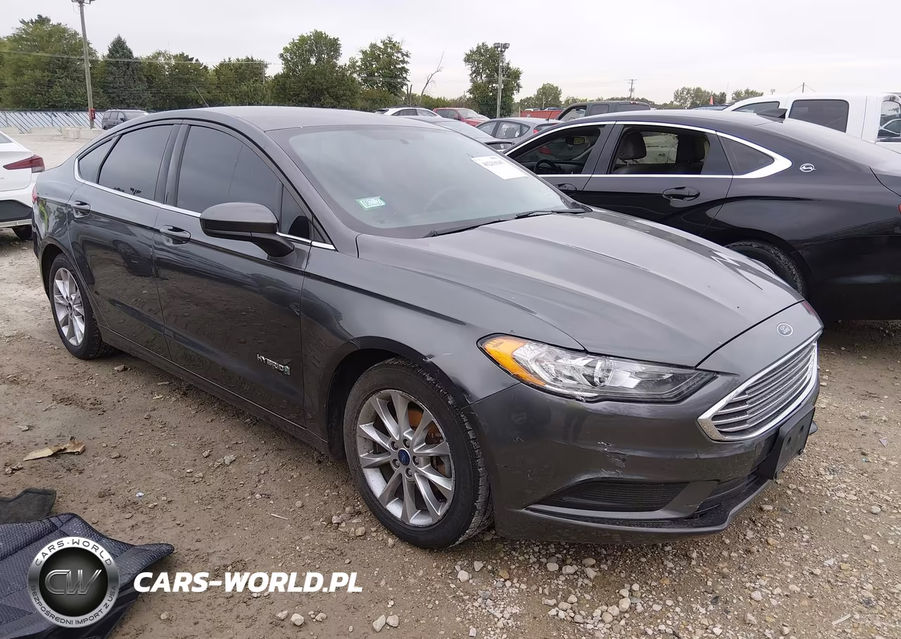 2017 Ford Fusion Hybrid Se – zdjęcie 1 z 19