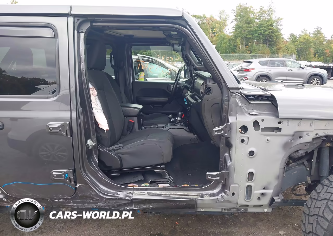 2018 Jeep Wrangler Unlimited Sport S 4X4 VIN:1C4HJXDN7JW253491 - 19