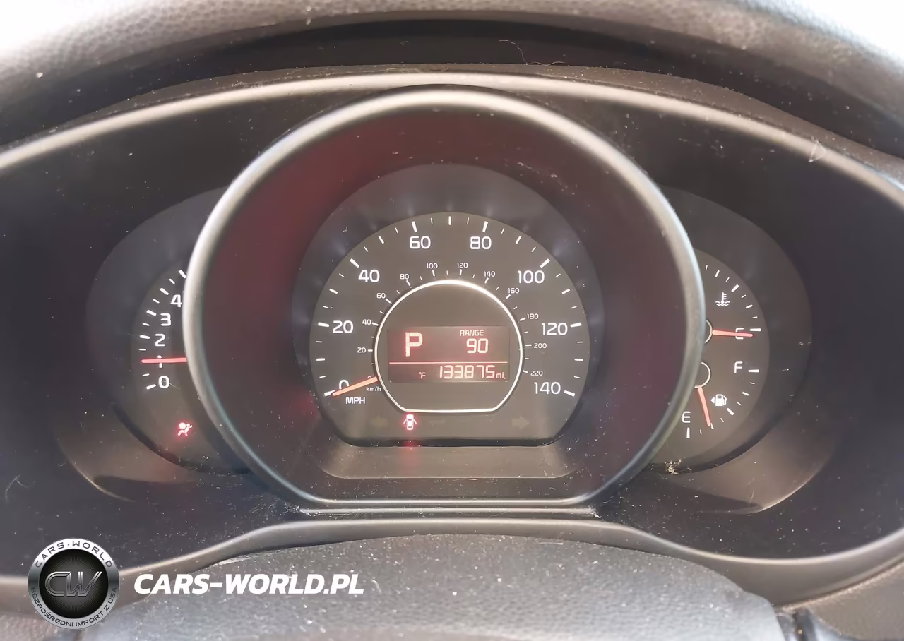 2016 Kia Soul VIN:KNDJN2A21G7828660 - 7