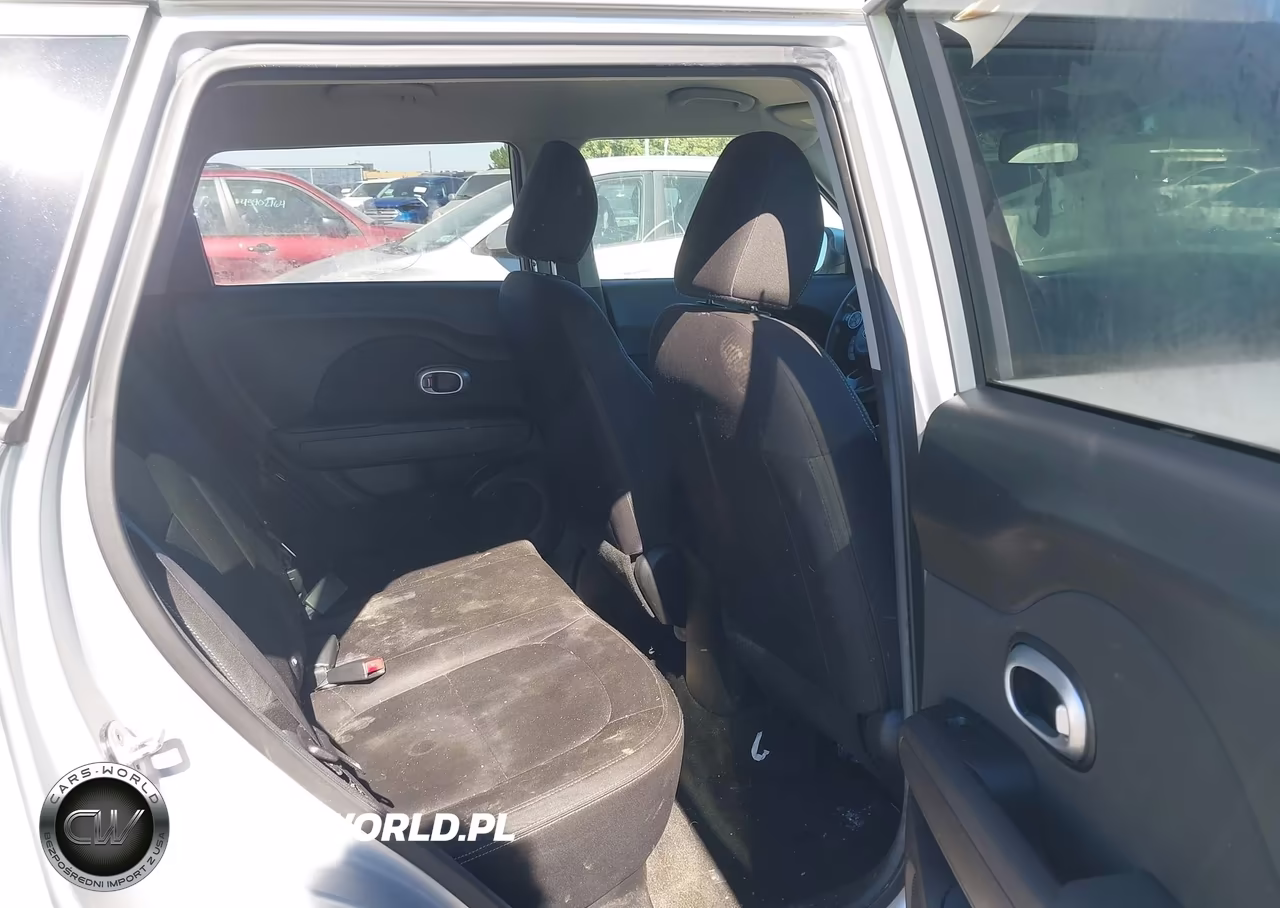 2016 Kia Soul VIN:KNDJN2A21G7828660 - 8