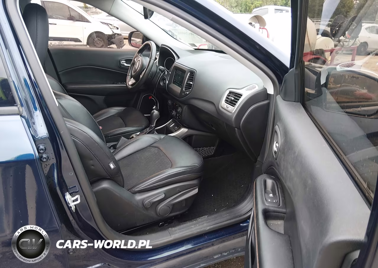 2017 Jeep New Compass Latitude Fwd VIN:3C4NJCBB4HT643324 - 5