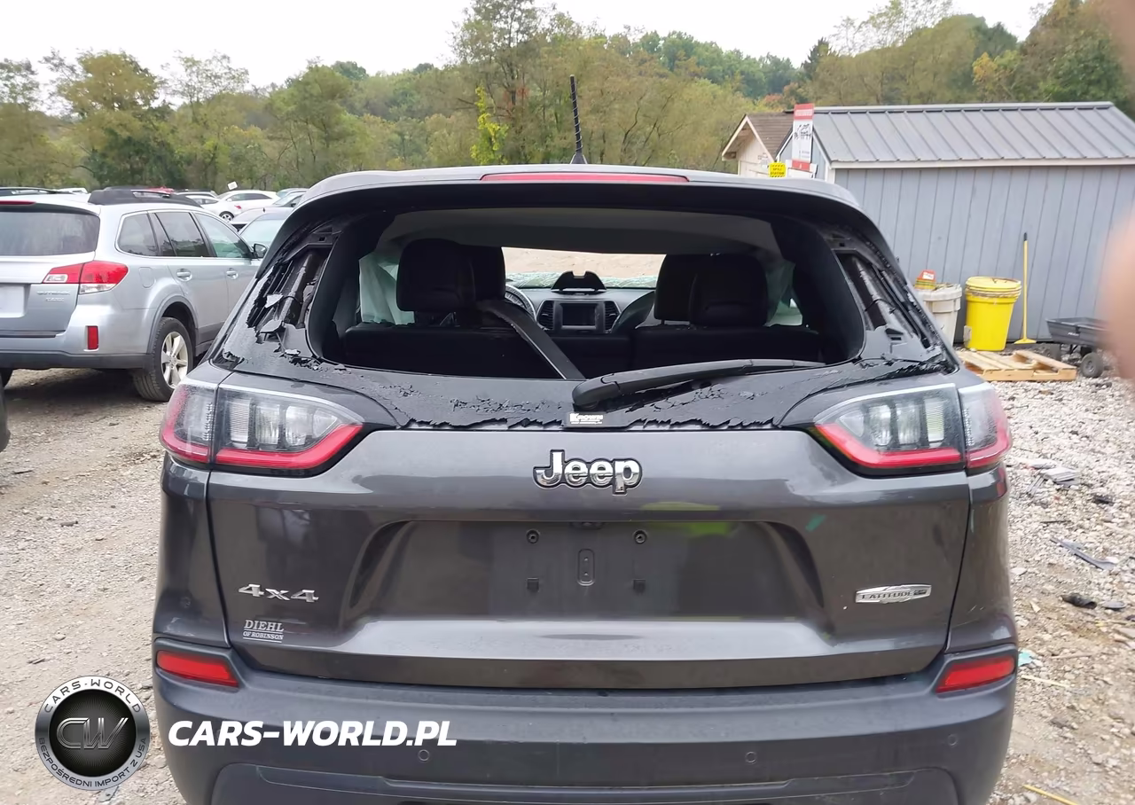 2020 Jeep Cherokee Latitude Plus 4X4 VIN:1C4PJMLX9LD507102 - 16