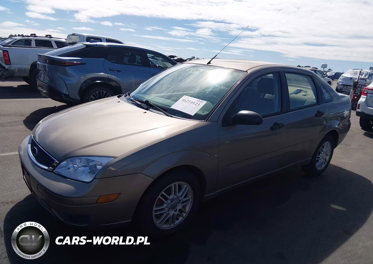 2005 Ford Focus Zx4 VIN:1FAFP34NX5W313824 - 2