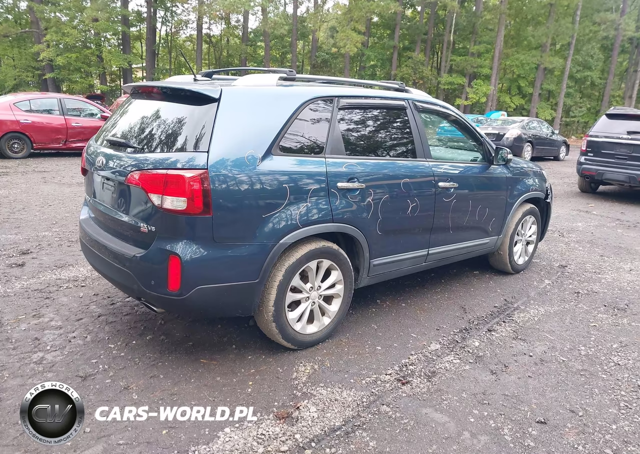 2014 Kia Sorento Ex V6 VIN:5XYKU4A72EG463484 - 4