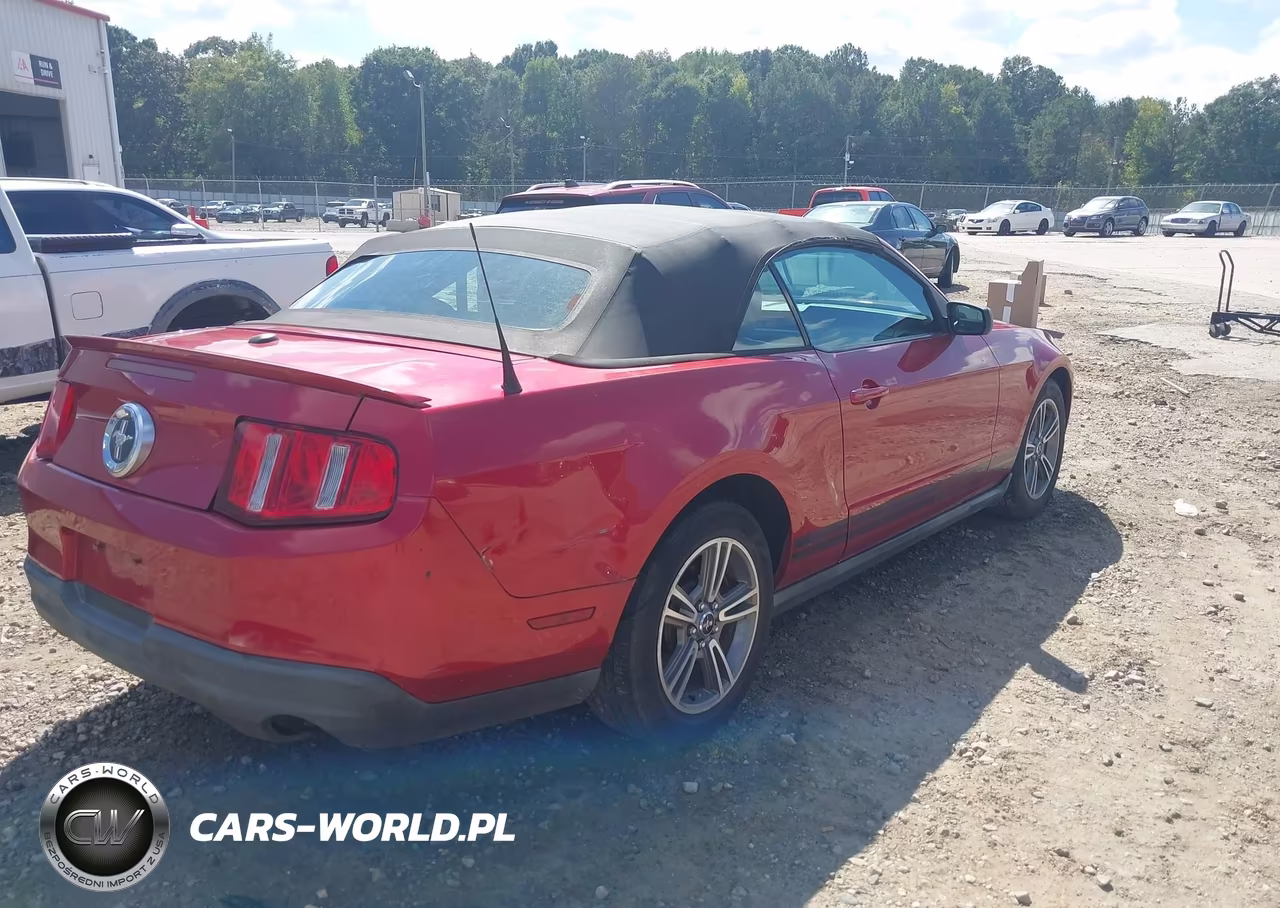 2010 Ford Mustang V6 Premium VIN:1ZVBP8EN8A5110173 - 4