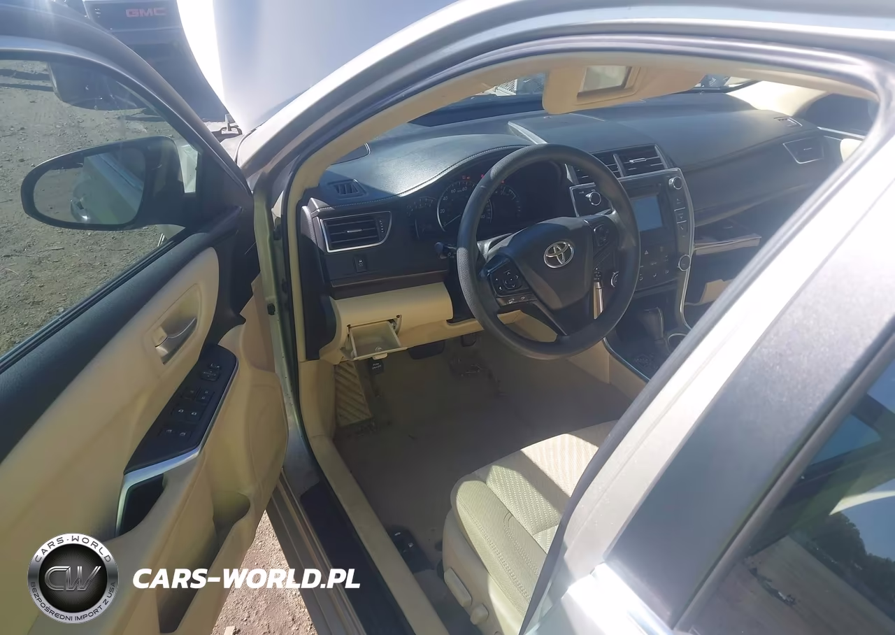 2015 Toyota Camry Le VIN:4T4BF1FK4FR515222 - 17