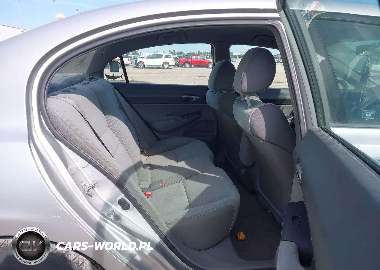 2010 Honda Civic Lx VIN:2HGFA1F54AH323384 - 8