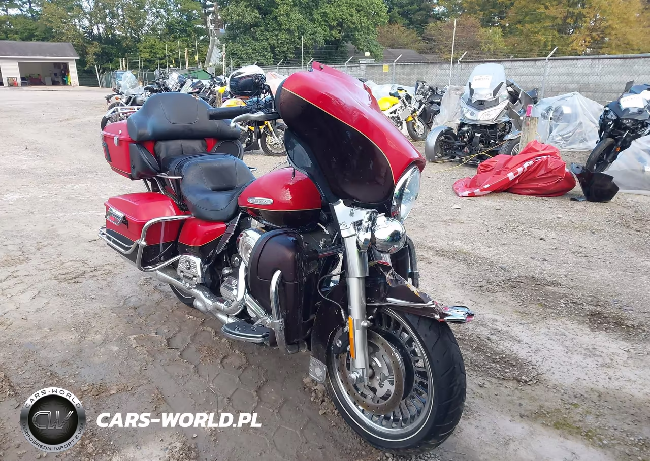 2011 Harley-Davidson Flhtk VIN:1HD1KEM19BB656864 - 1