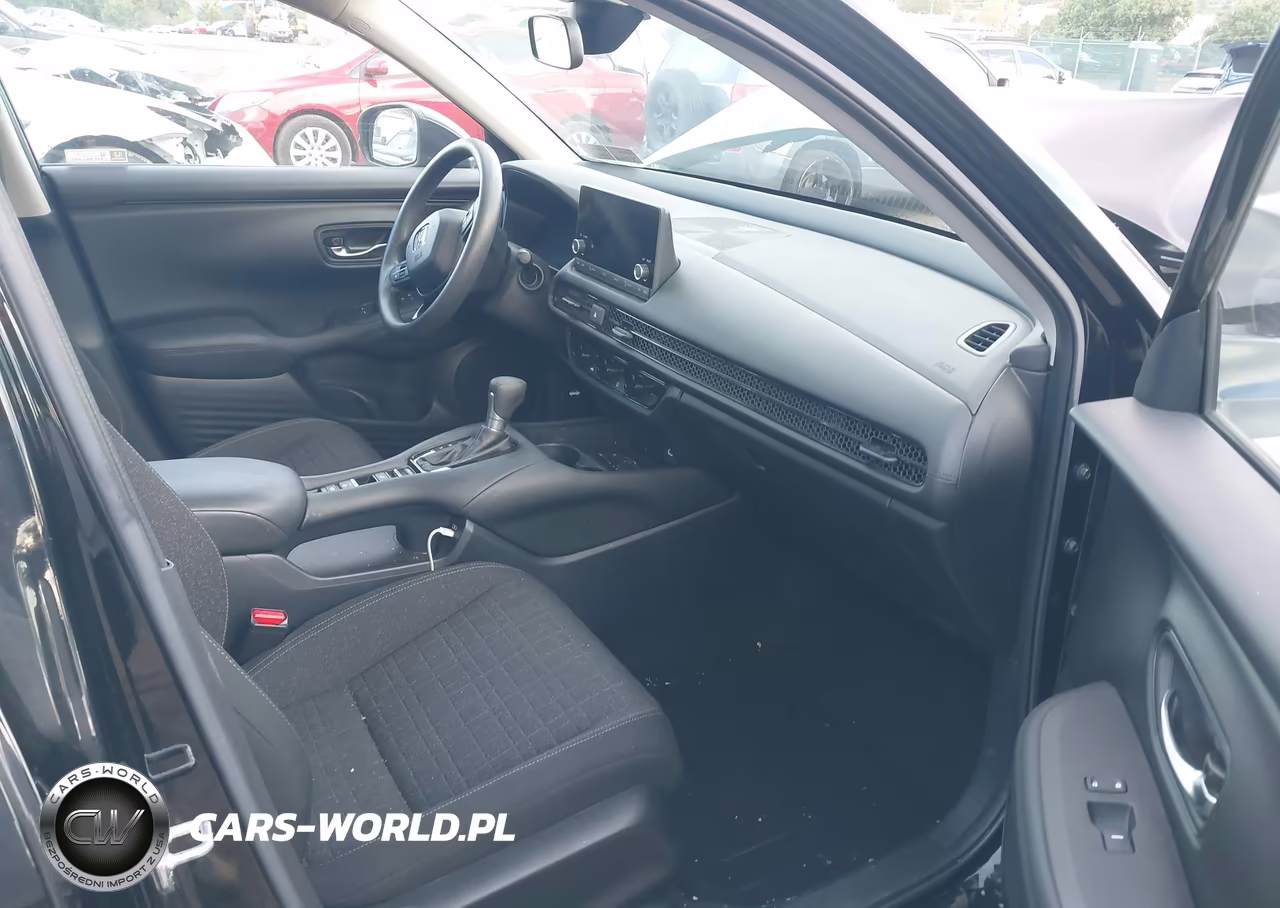 2023 Honda Hr-V Awd Lx VIN:3CZRZ2H32PM742697 - 5