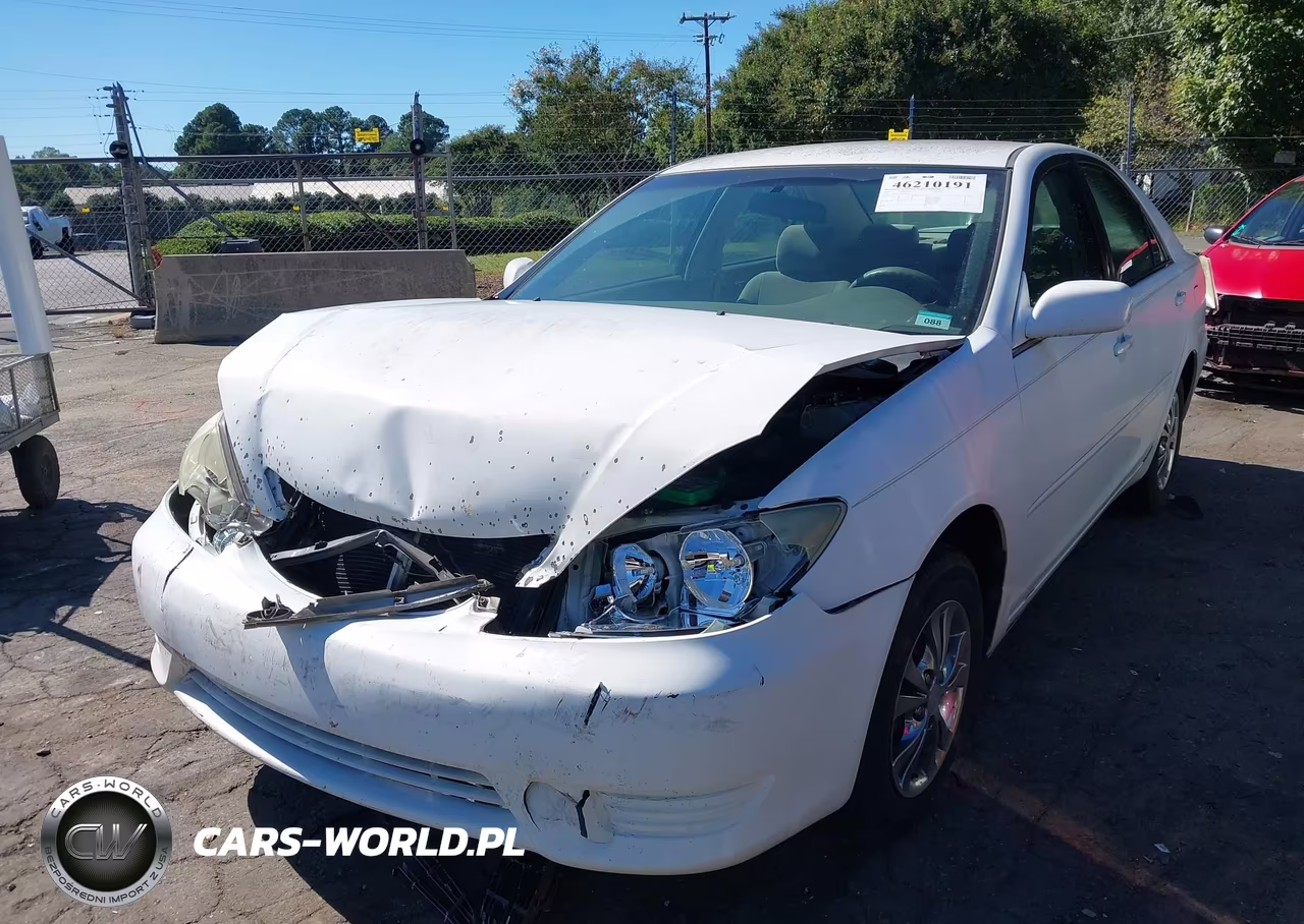 2005 Toyota Camry Le VIN:4T1BE32K45U003313 - 2