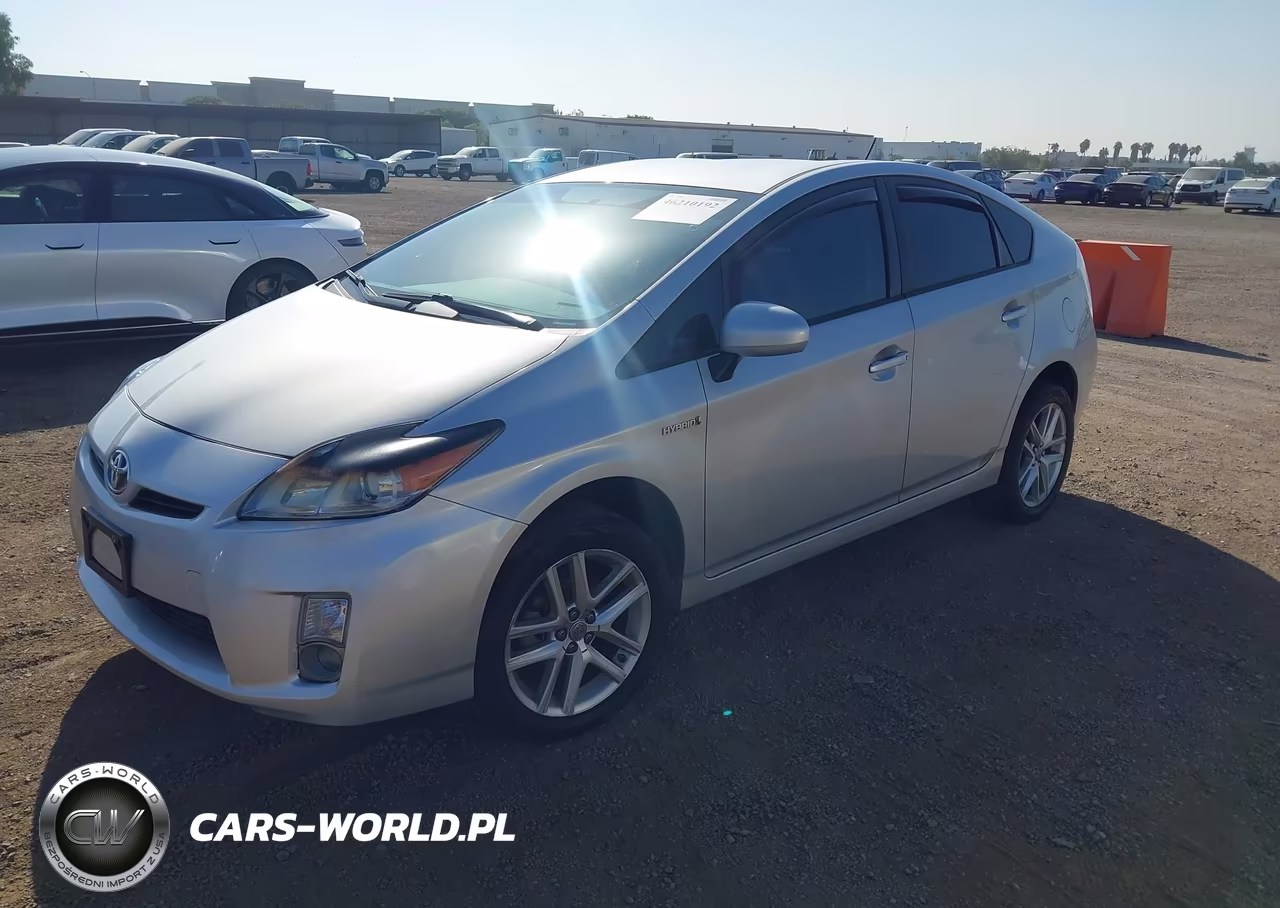 2011 Toyota Prius Three VIN:JTDKN3DU2B1402902 - 2