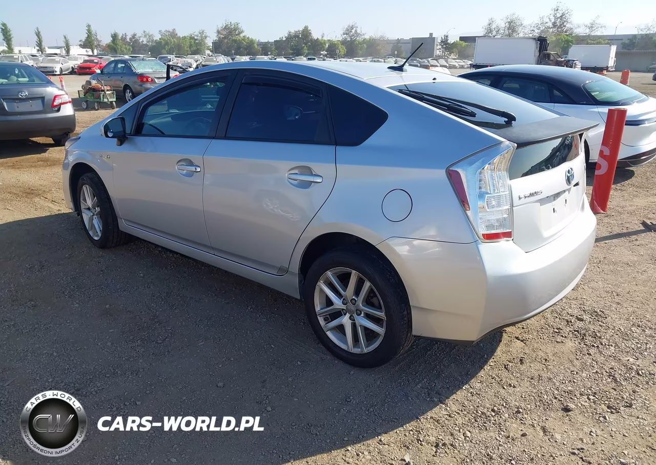 2011 Toyota Prius Three VIN:JTDKN3DU2B1402902 - 3