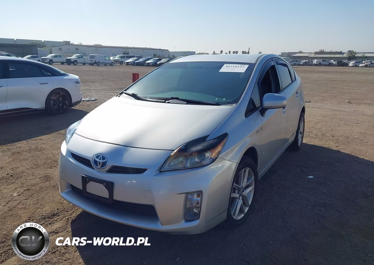 2011 Toyota Prius Three VIN:JTDKN3DU2B1402902 - 6